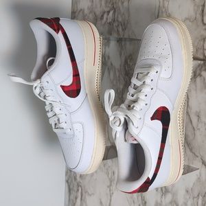 Nike Air Force 1 '07 LV8 Brand New!!!
